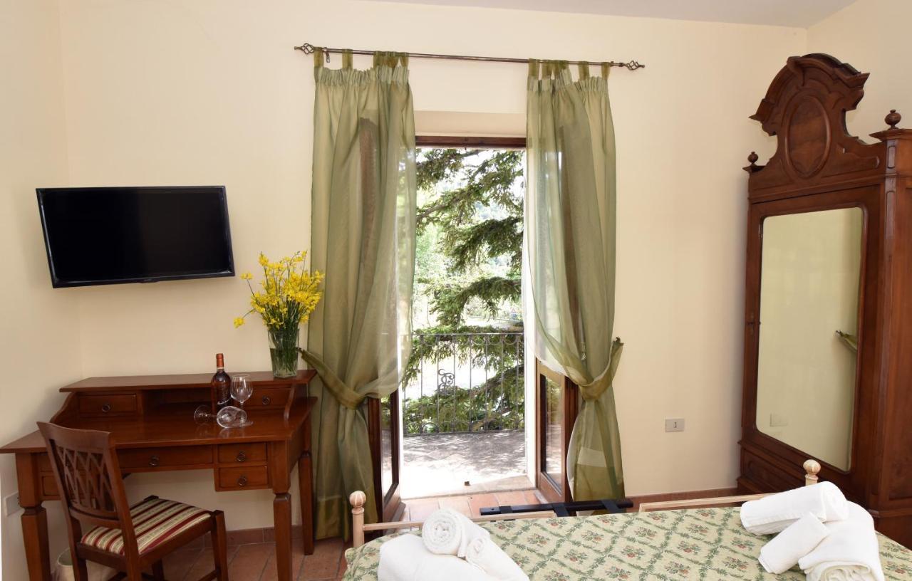 Agriturismo Villino Bellavista Сполето Екстериор снимка