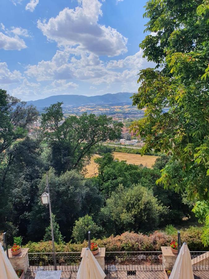 Agriturismo Villino Bellavista Сполето Екстериор снимка