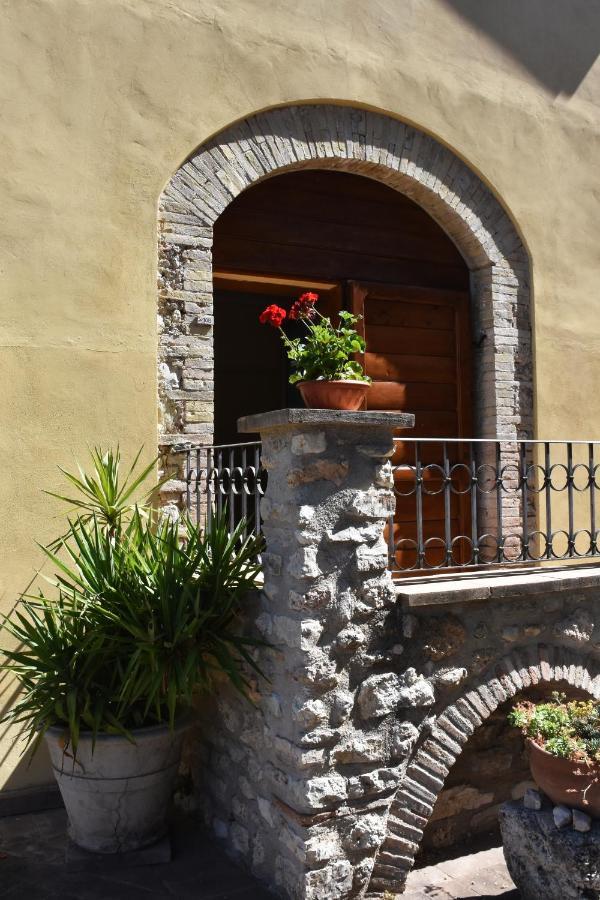 Agriturismo Villino Bellavista Сполето Екстериор снимка